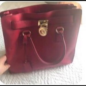 Micheal Kors pocket book